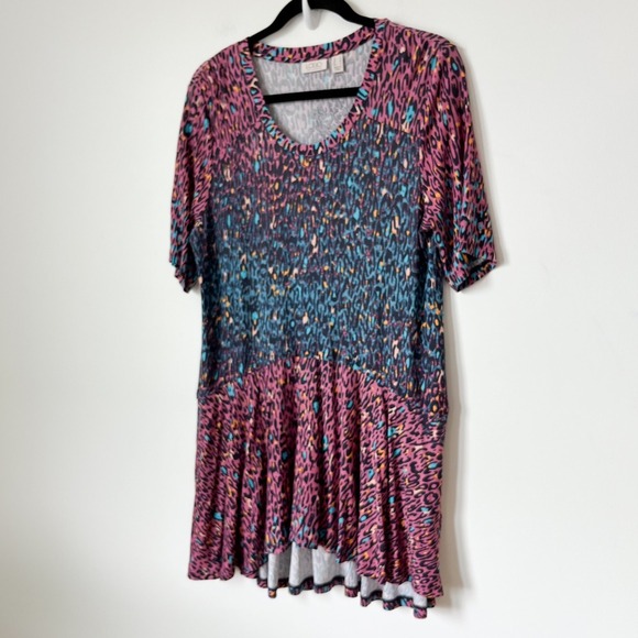 Logo Lori Goldstein Animal Print Short Sleeve Tunic Top Pink Teal Womens M - Picture 2 of 10